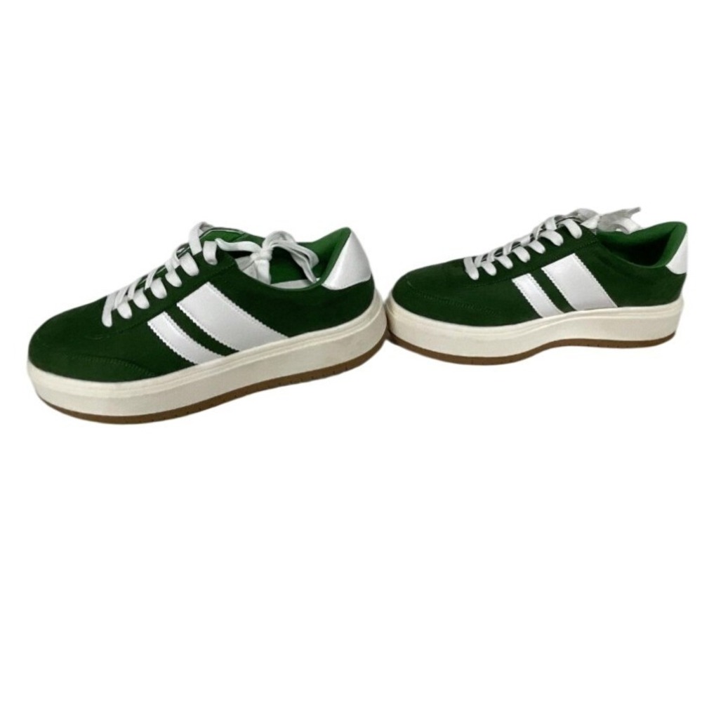 Madden Girl Navida Green White Platform Sneaker Women 9.5M NAVI01J1